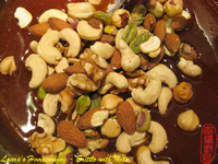 Brittle with Nuts and Sesame Seeds