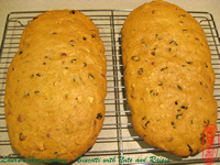 Biscotti with Raisin and Nuts